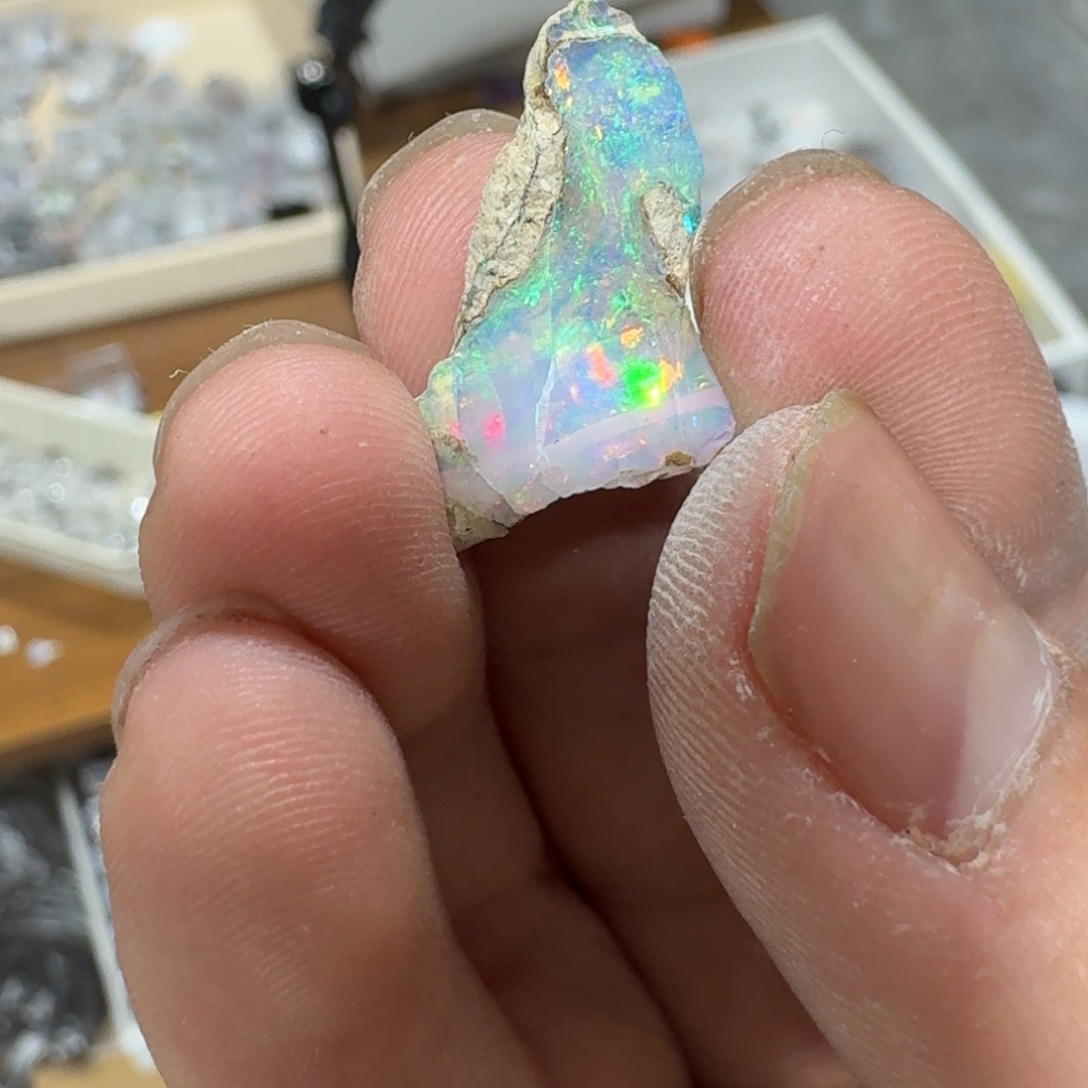 月下珠宝严选矿物