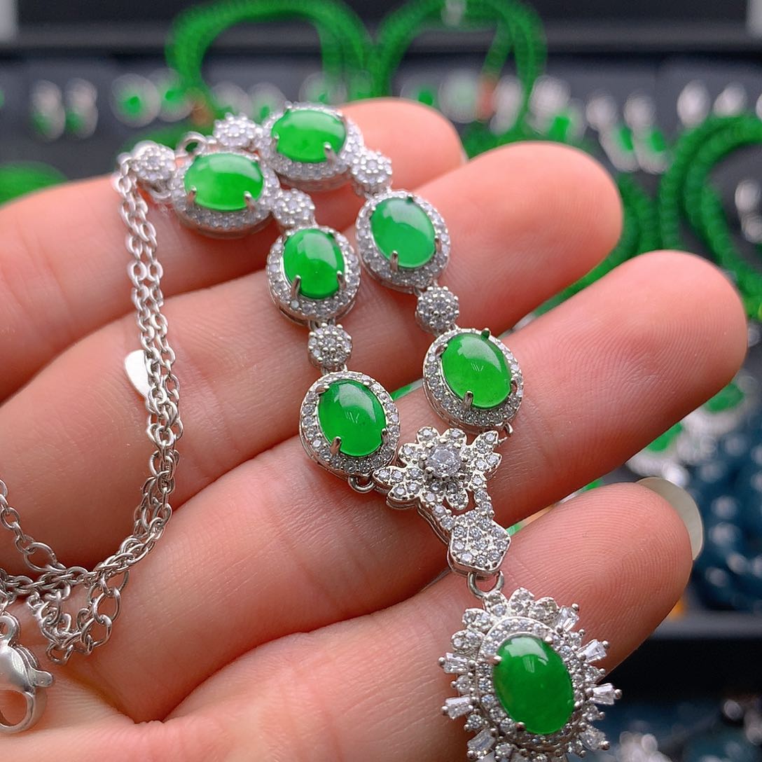 未镶嵌手链翡翠翡翠