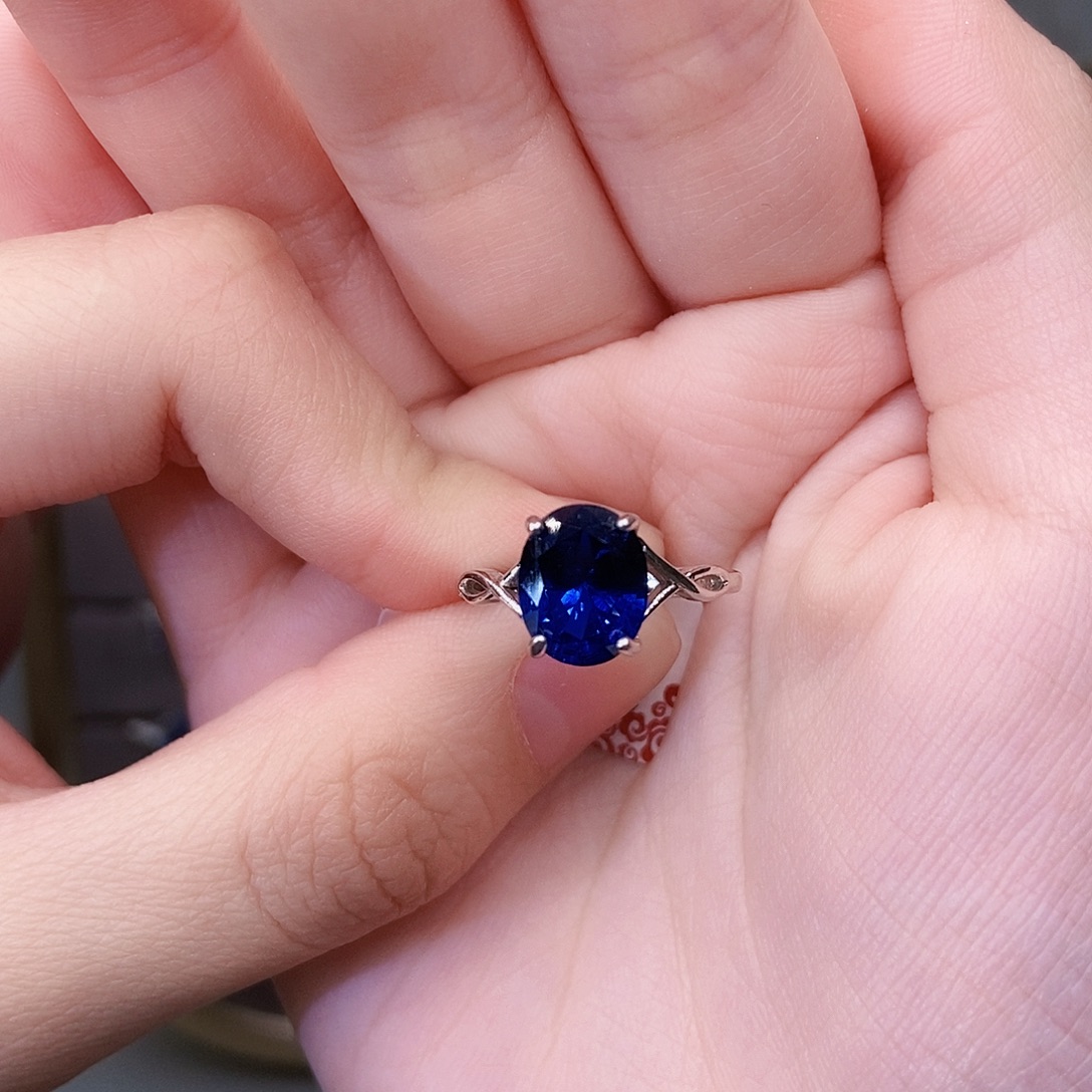 银S925镶嵌蓝宝石戒指