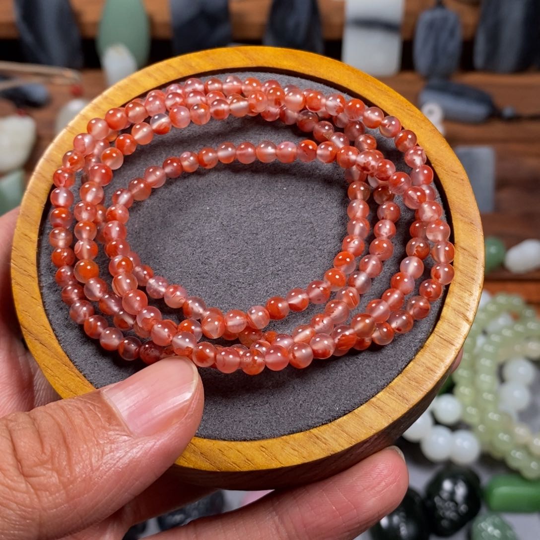南红玛瑙手链未镶嵌