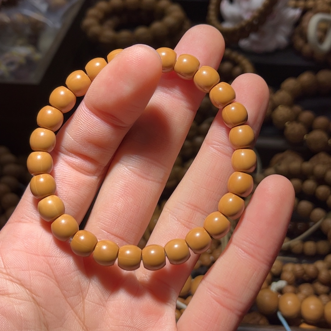 寶***寶吊坠猴头核桃8+龙岩直切全品无瑕无药