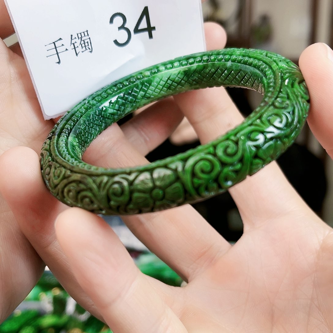 翡翠手镯未镶嵌手镯55.5