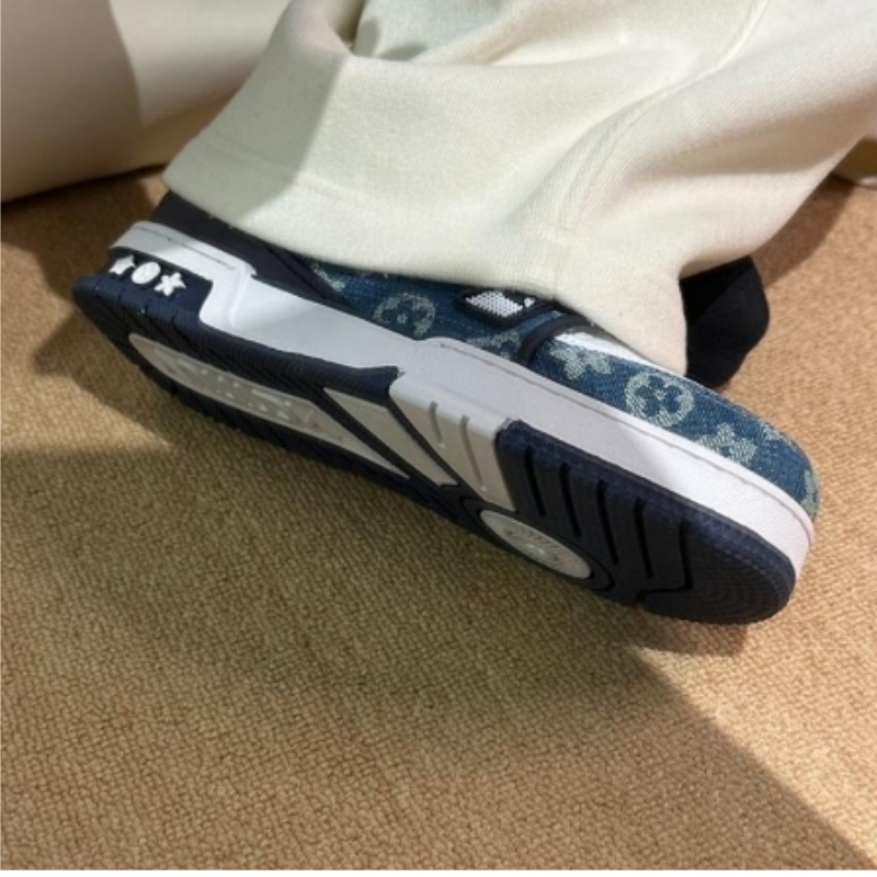 印花款-潮流运动板鞋增高休闲风