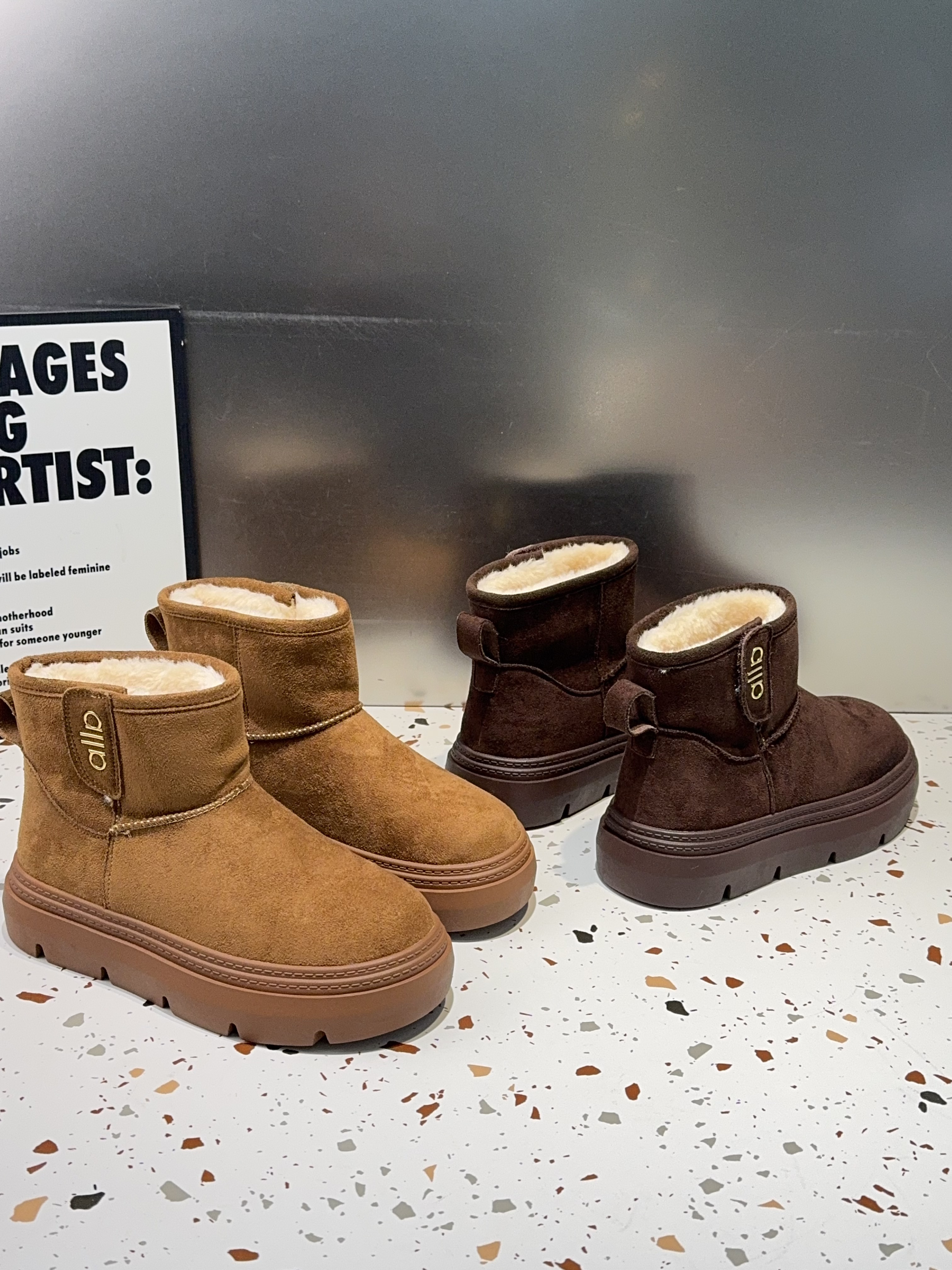 欧洲站秋冬新款厚底雪地靴女冬季加绒加厚保暖反绒面短靴棉鞋