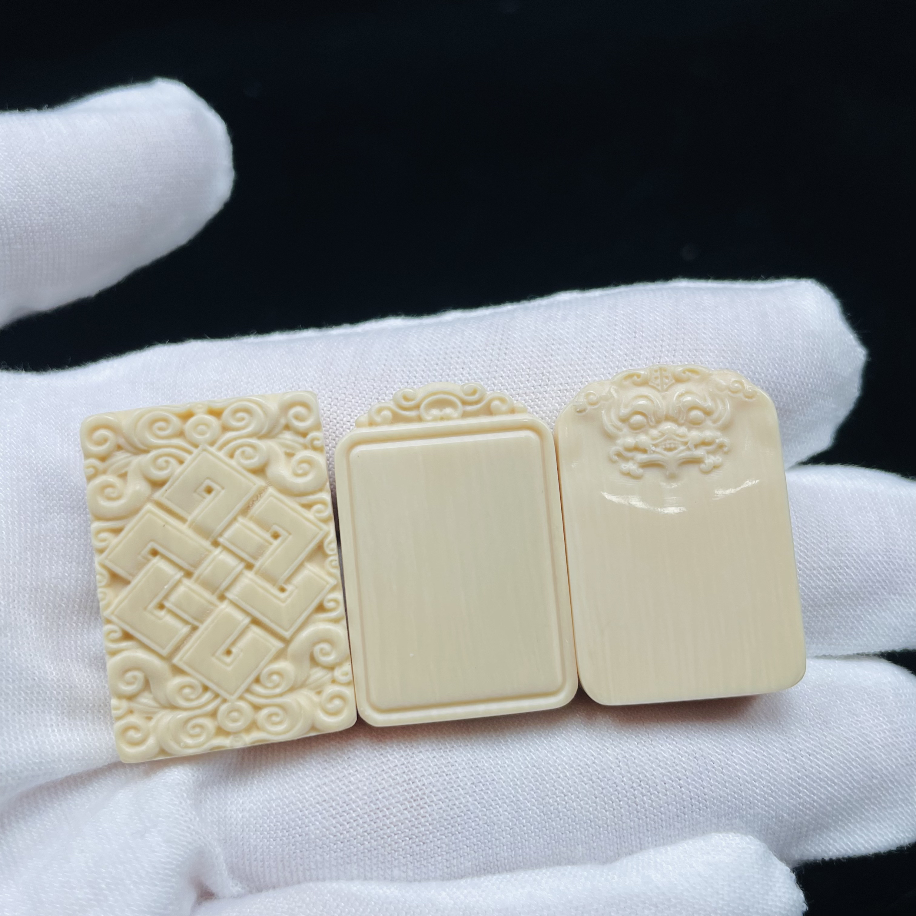 天然保真猛犸牙 32纯肉中国节无事牌吊坠牌