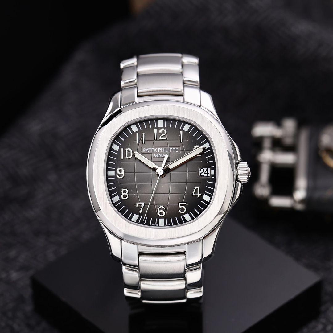 95新 Patek Philippe/百达翡丽 5167A 40mm日期显示 单表（57字头）