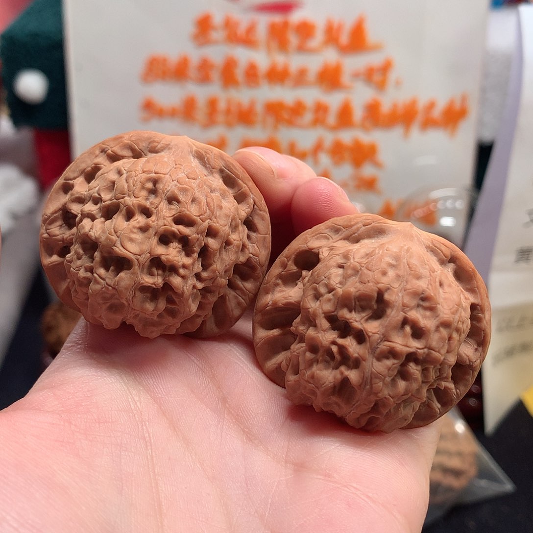 云***.吊坠文玩核桃血麒麟