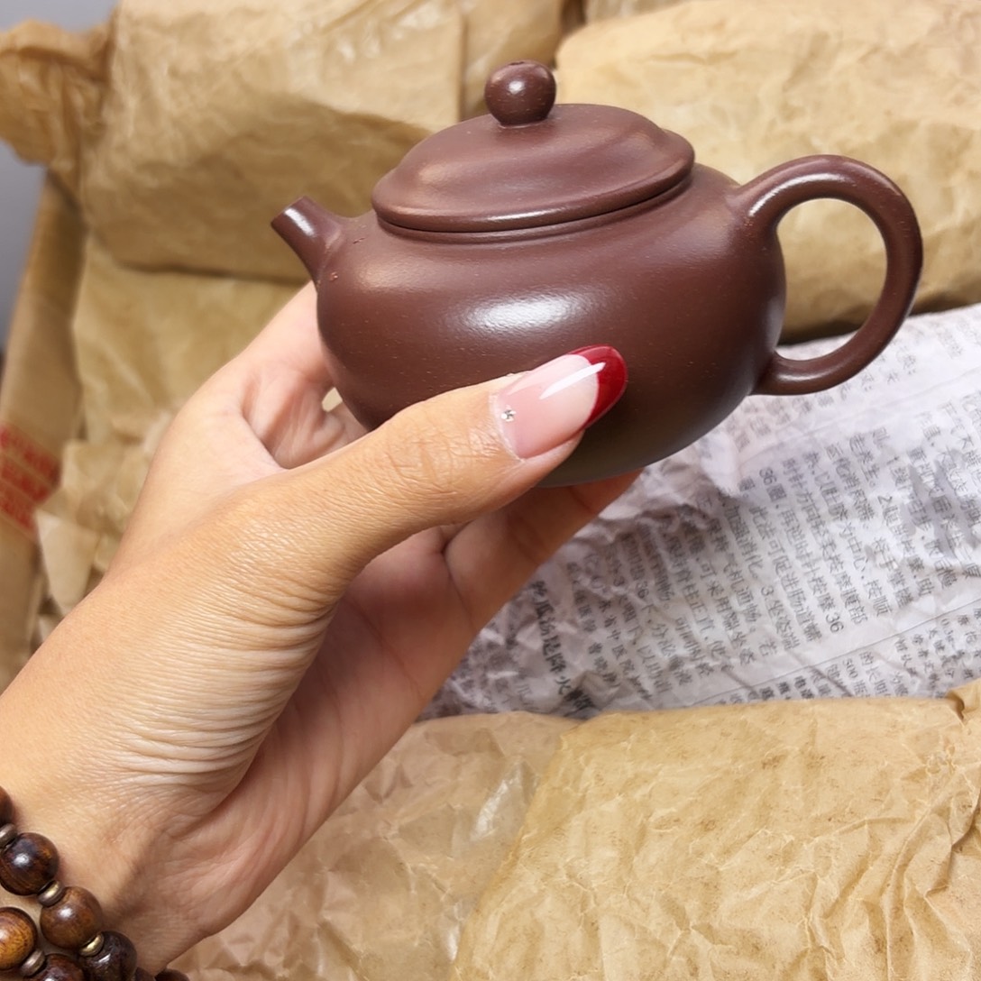 甄选宜兴本土紫砂壶