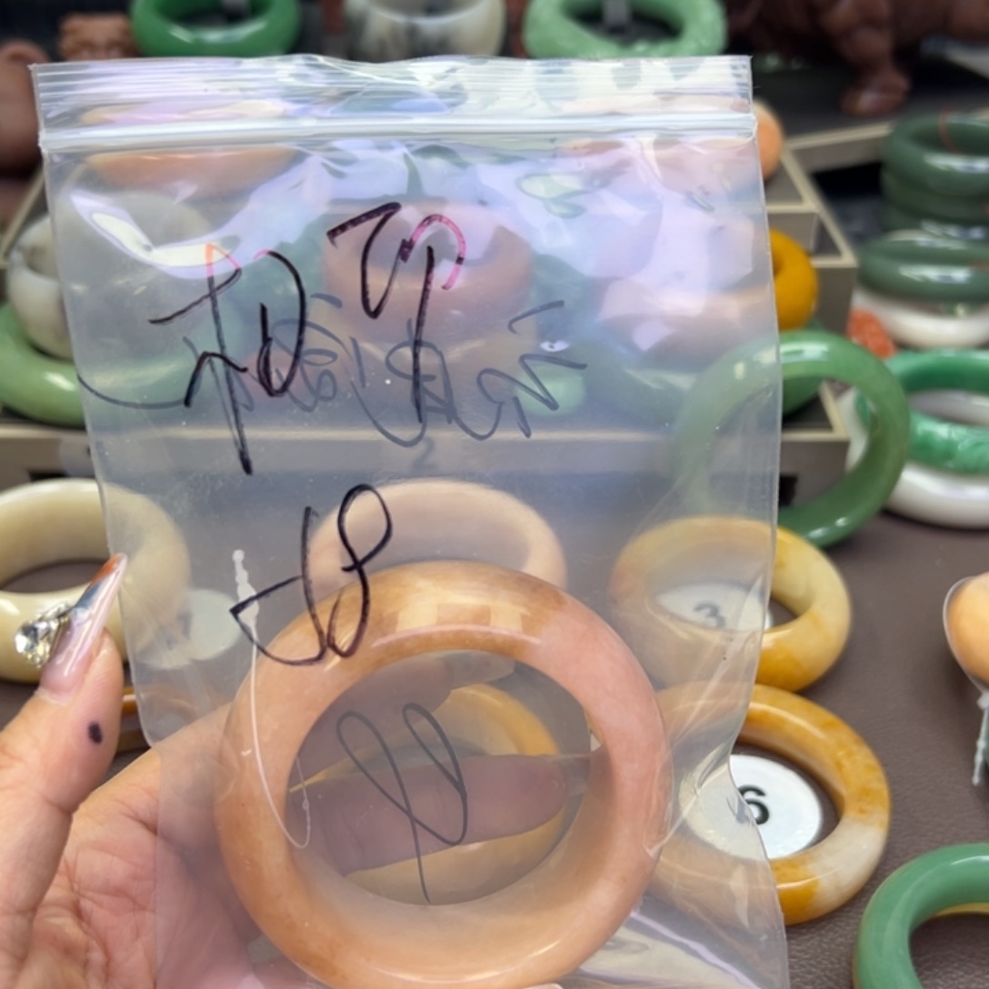 未镶嵌手镯石英岩玉心**印