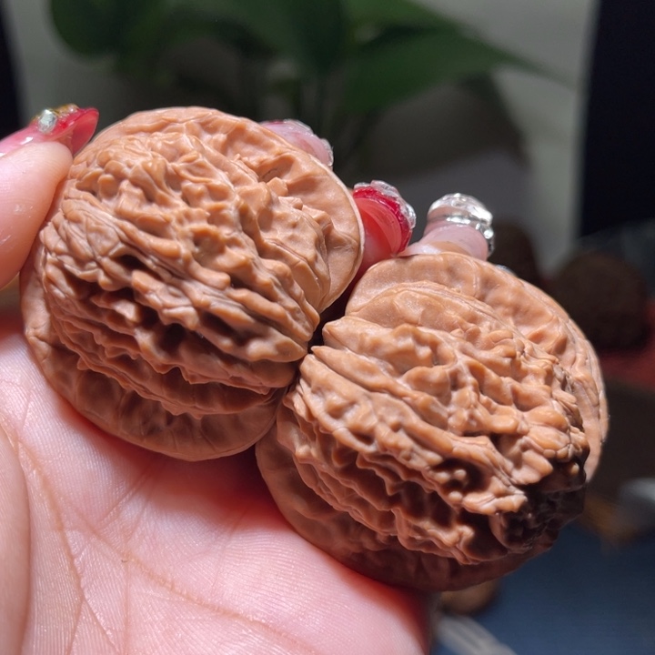 桃核把件                43