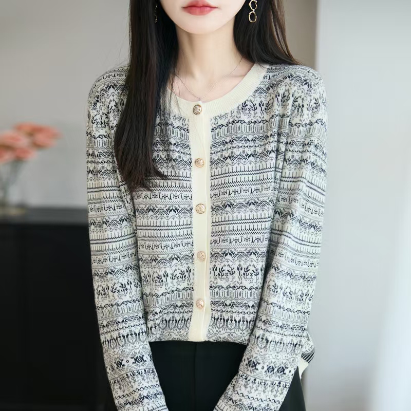 费尔岛提花针织开衫女毛衣2025秋冬新款法式设计感小香风短外套潮