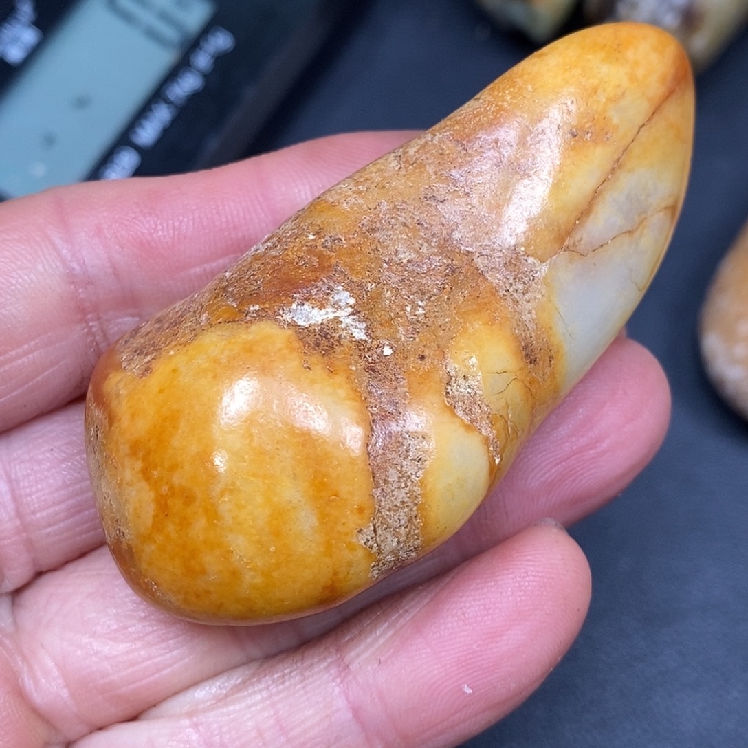 和田玉未镶嵌珠宝奇石