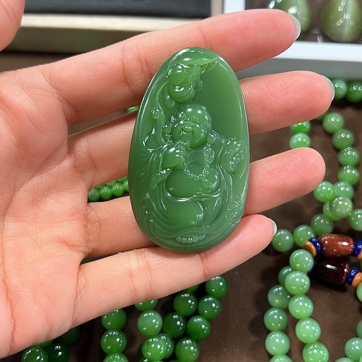 和田玉颈饰未镶嵌