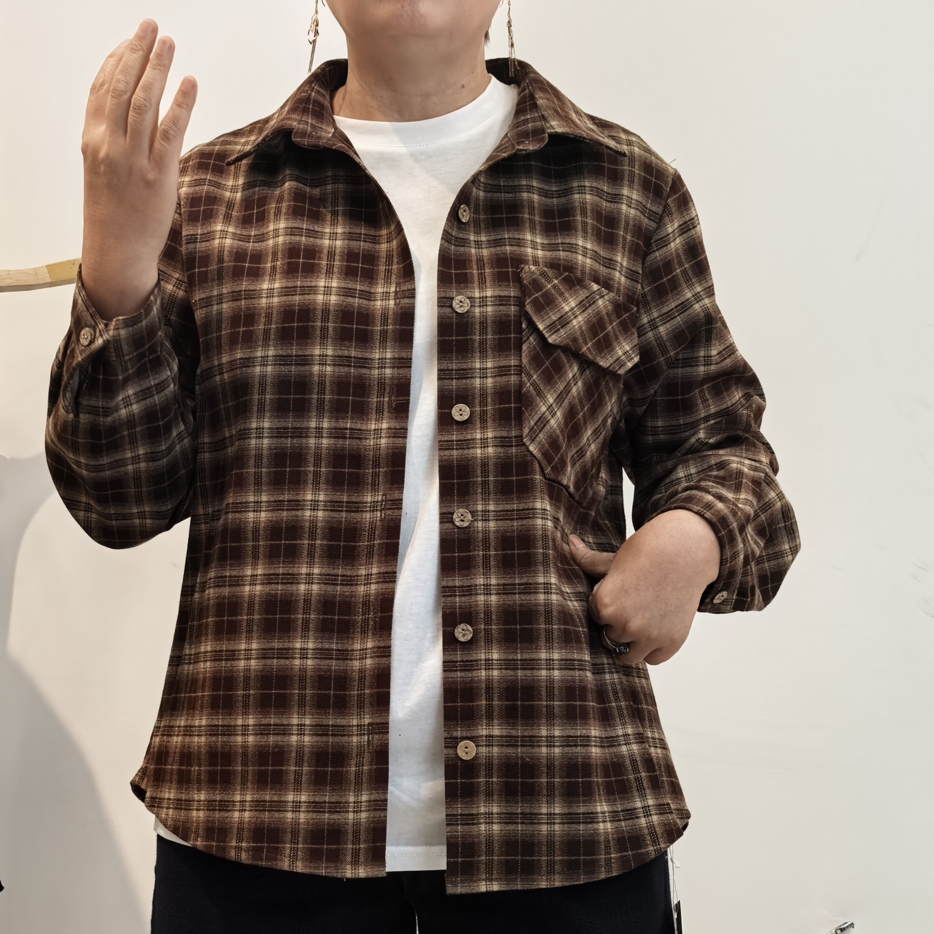 中长款长袖格子衬衫8538
