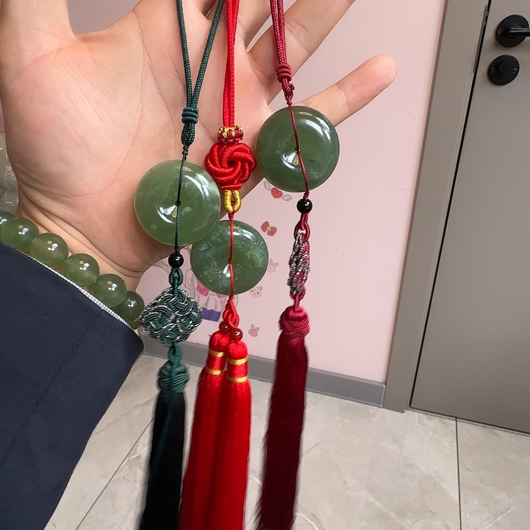 蛇纹石玉车挂未镶嵌