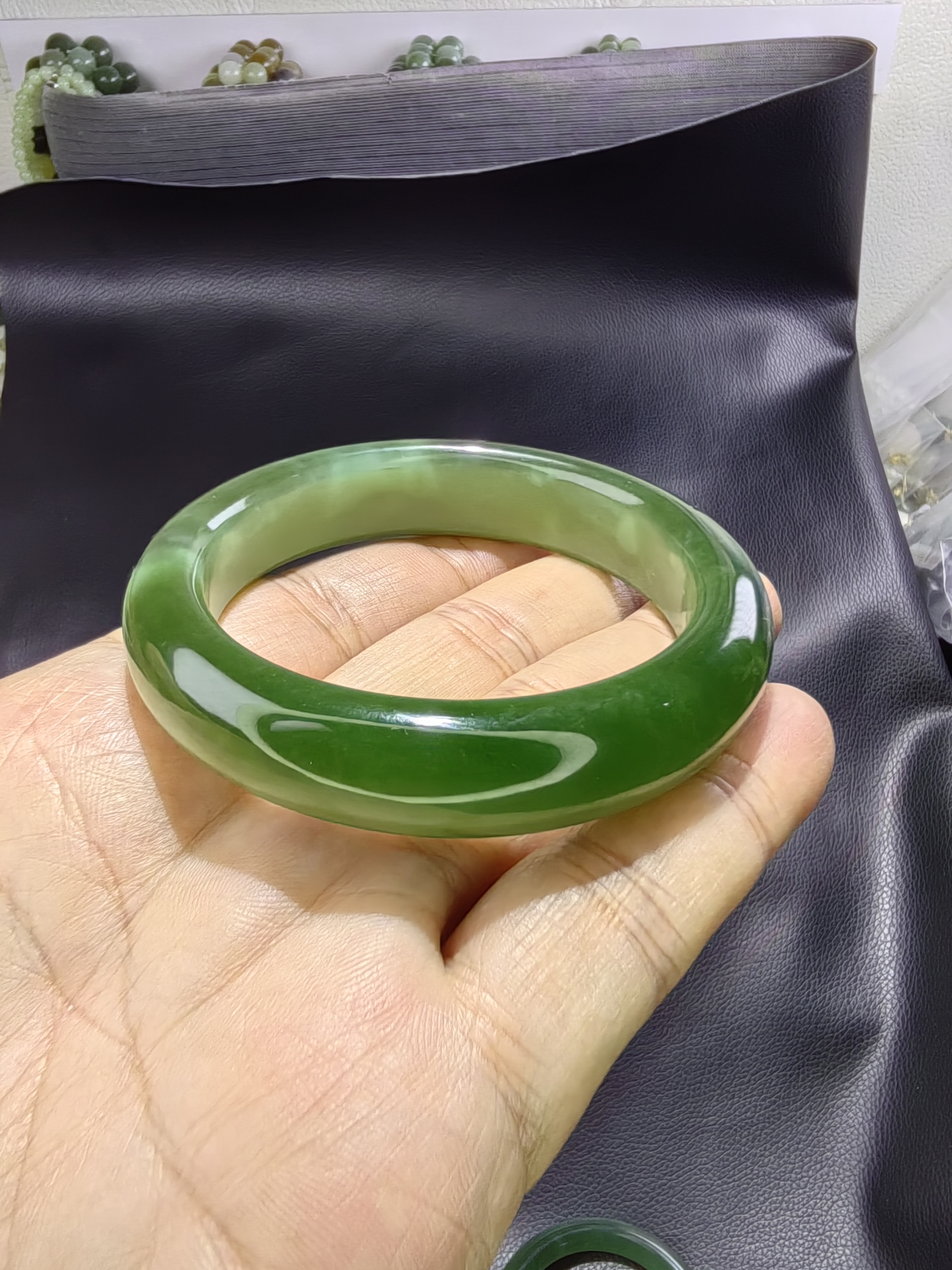 和田玉7号矿老料冰底猫眼手镯！妈妈镯正版镯，美人镯。