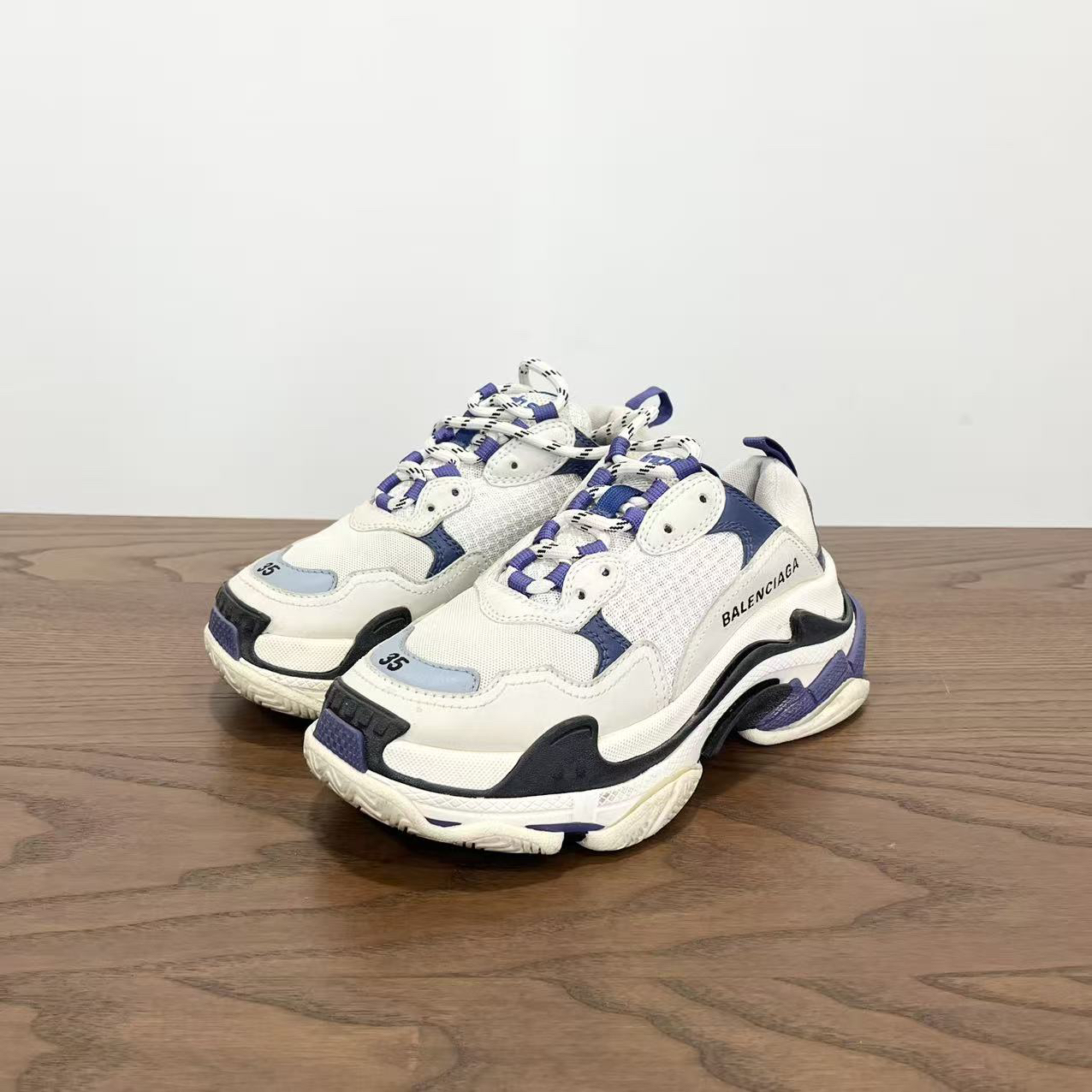 99新 Balenciaga/巴黎世家 巴黎世家鞋35码 yz