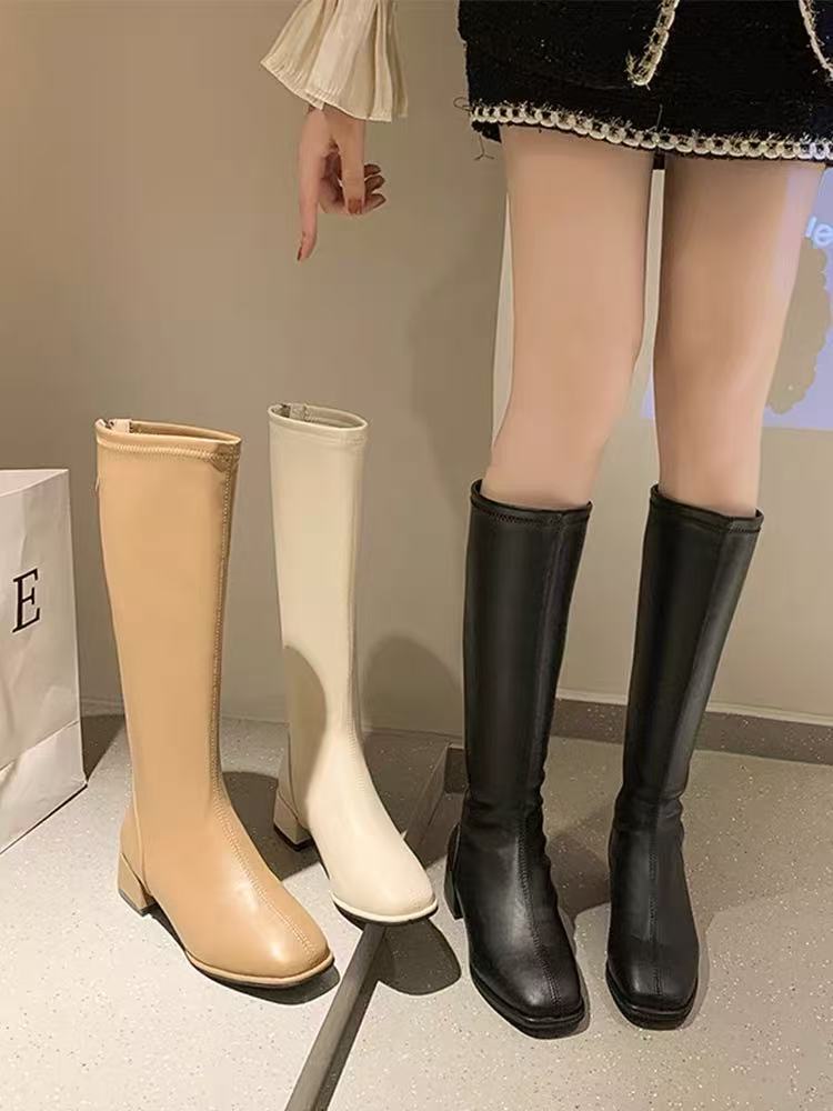 W032501白色靴子女长筒靴高筒骑士靴秋冬大码瘦瘦靴粗跟小个子