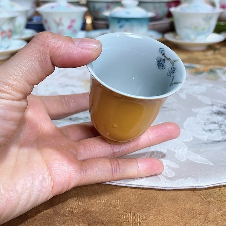 【闪购商品】瓷片内绘梅花舍于茶杯