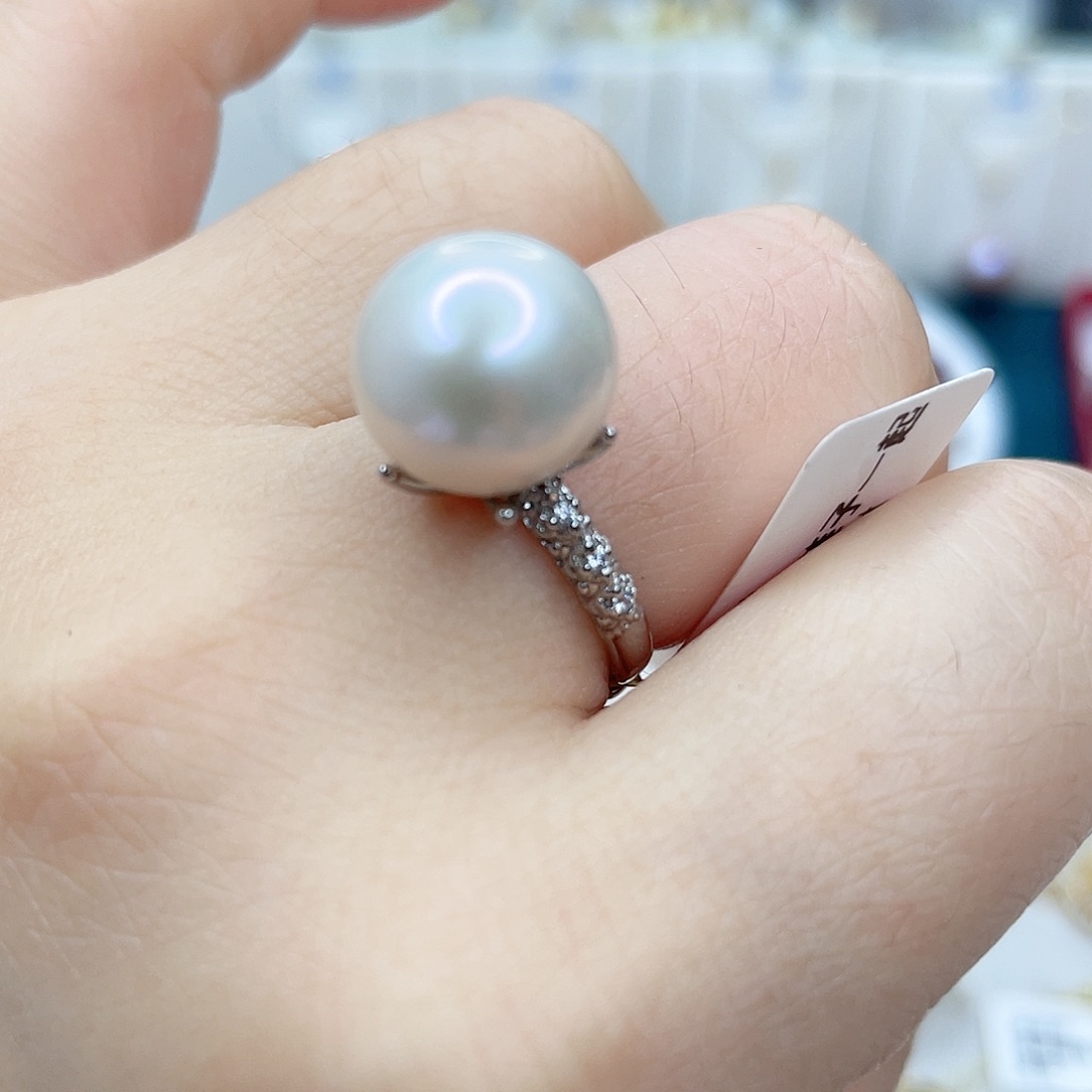 淡水珍珠未镶嵌吊坠(赠链)