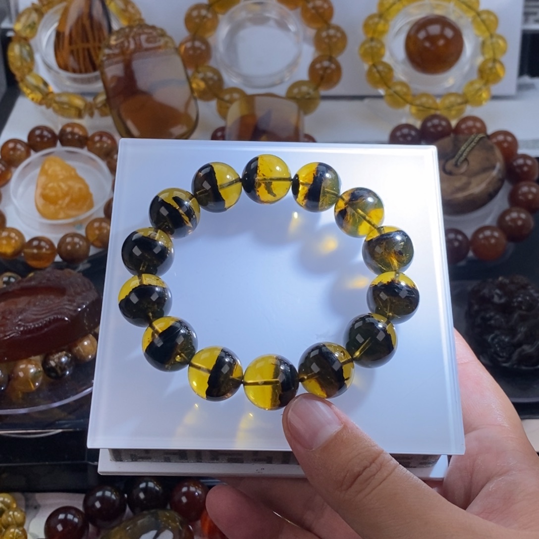 琥珀未镶嵌珠宝奇石