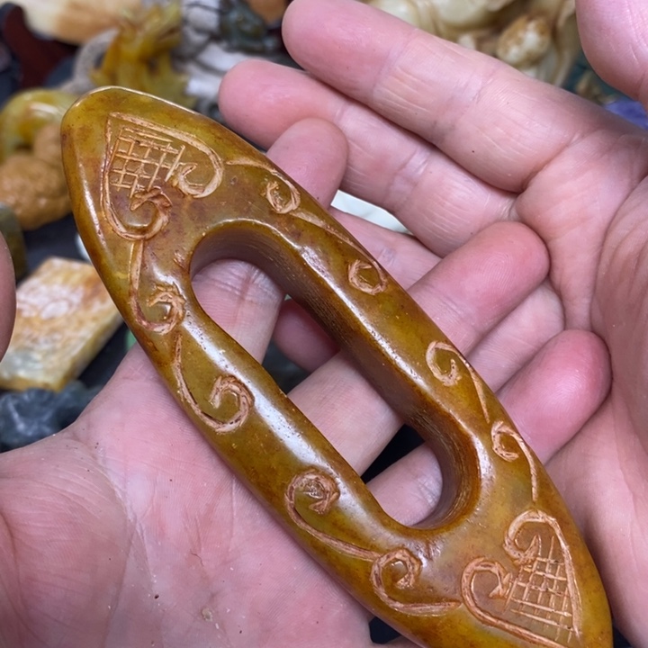 未镶嵌和田玉（糖玉）挂件