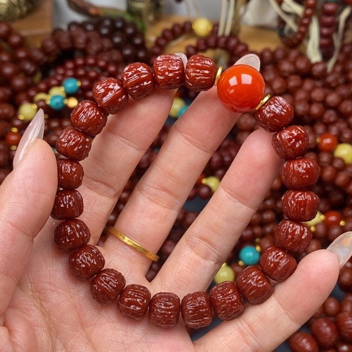手串猴头核桃蛤蟆10+红