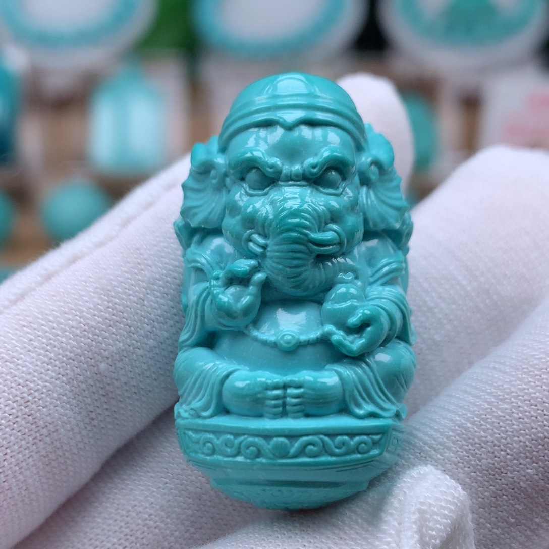 绿松石未镶嵌珠宝奇石