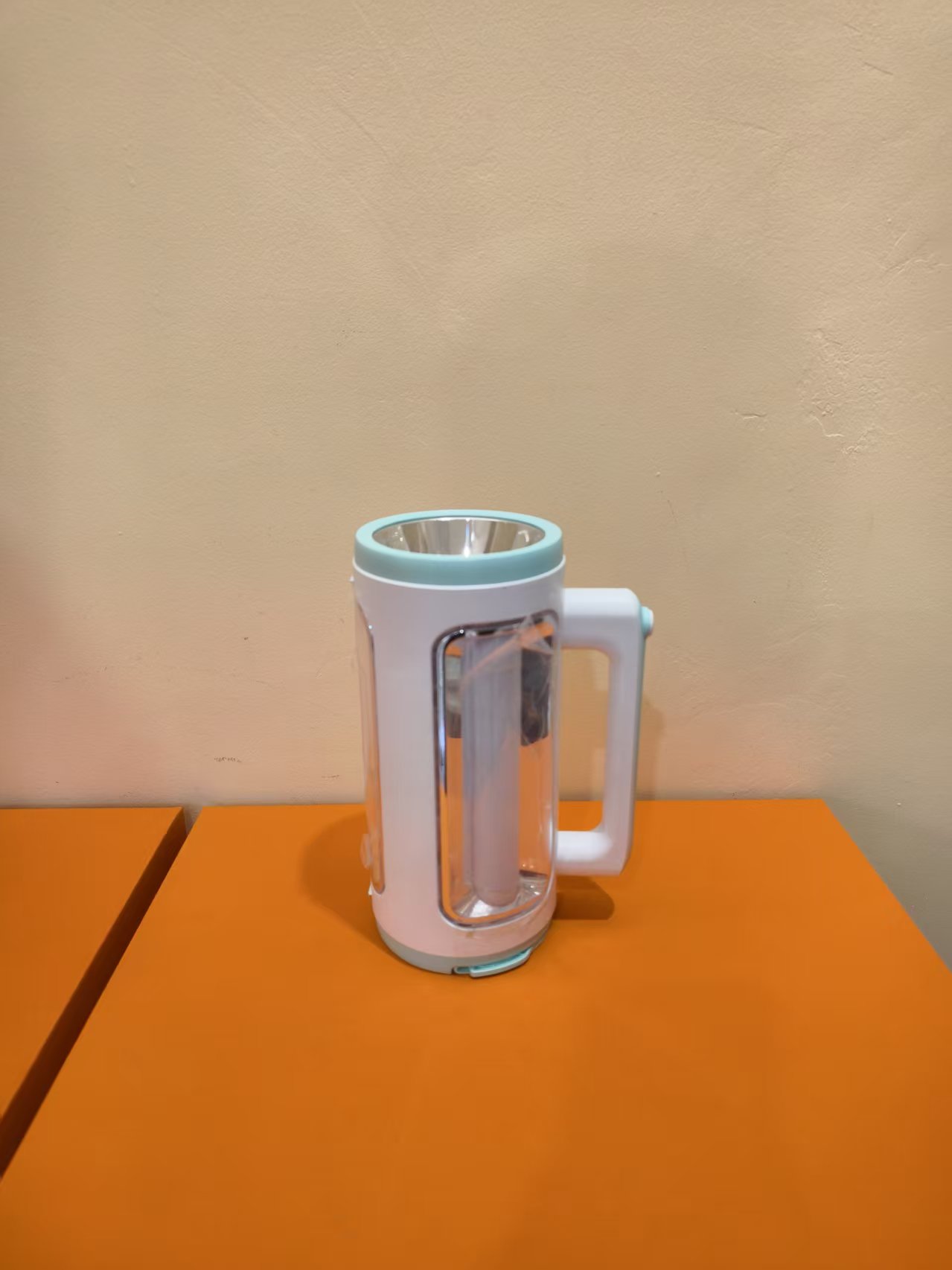调色应急便捷家用手电筒