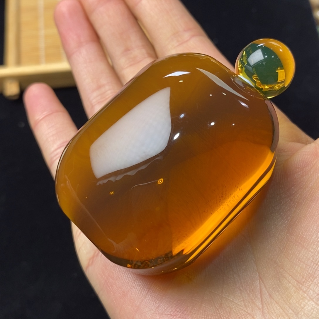 琥珀未镶嵌颈饰52.5克紫绿双色茶