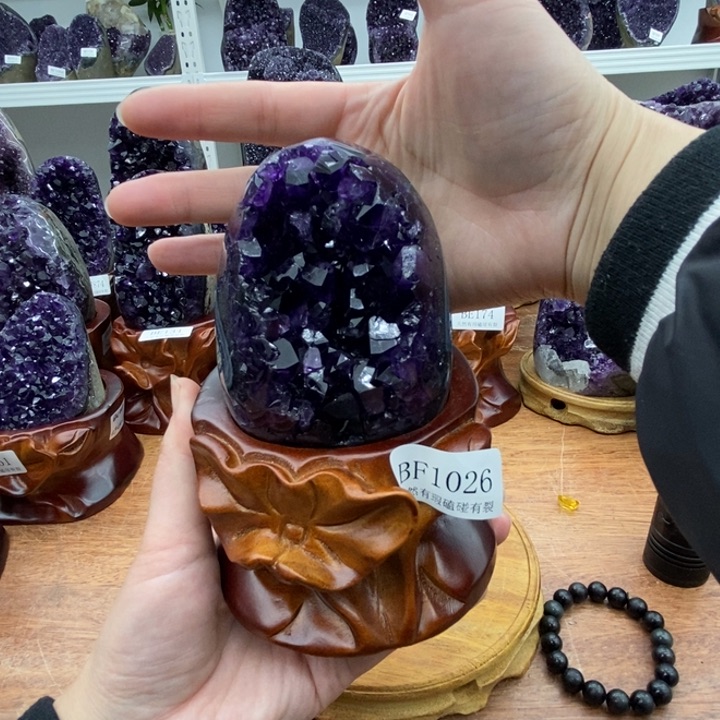 紫晶大型摆件（非配饰）未镶嵌
