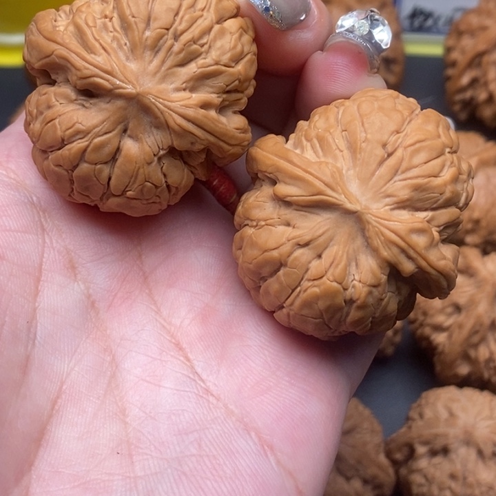 文玩核桃吊坠甲骨文