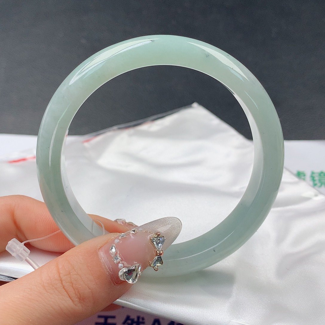 翡翠手镯未镶嵌0039正59.6