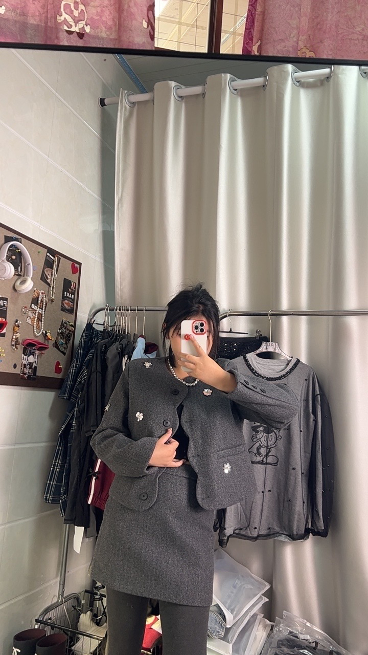 小慧家 小香风两件套单的