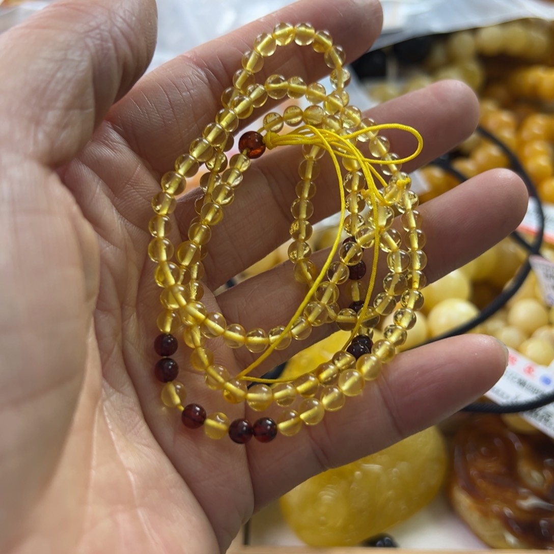 琥珀珠宝奇石未镶嵌