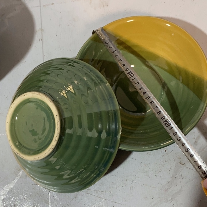 瓷片五厂绿釉三色斗笠大碗一对口径23厘米微瑕疵