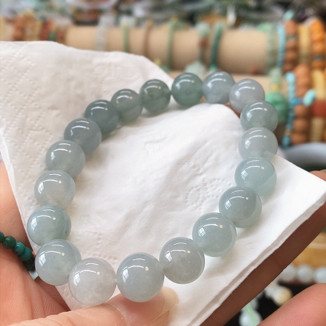 翡翠颈饰未镶嵌翡翠手串