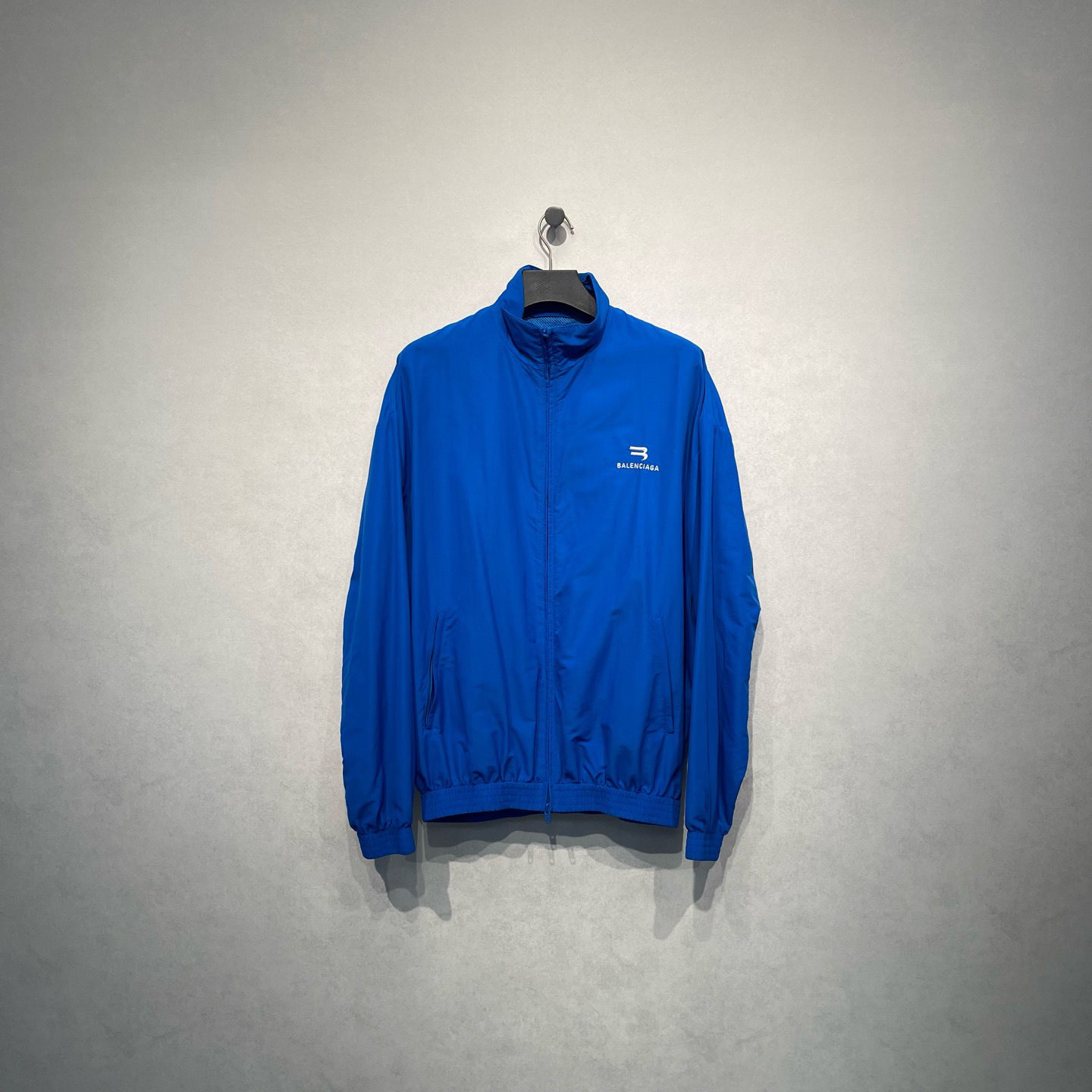 99新 Balenciaga/巴黎世家 宝石蓝双Blogo刺绣冲锋衣外套/46码