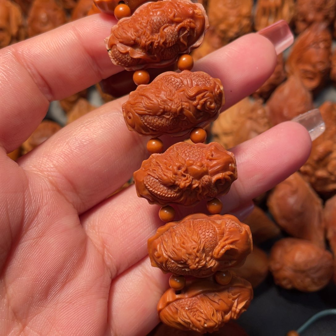 【闪购商品】橄榄核手串/手链龙牌