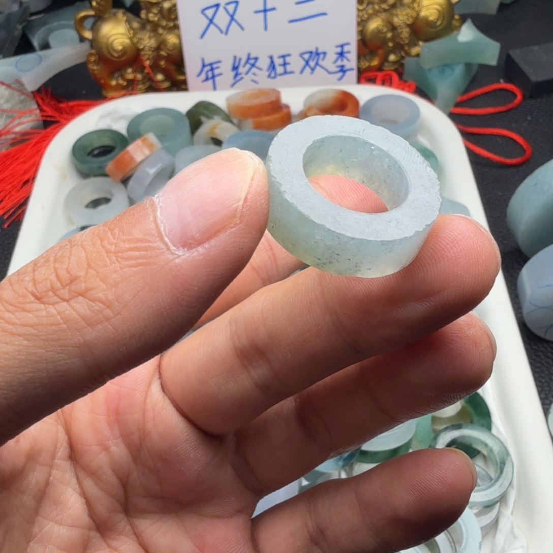 定制翡翠未镶嵌天然翡翠