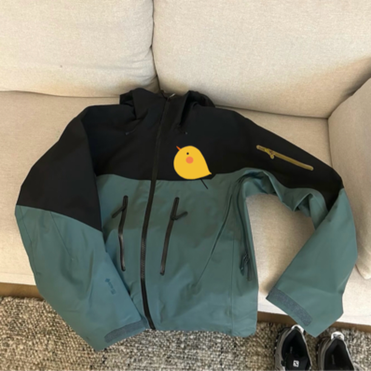 sv7硬壳三层压胶溢胶工艺天花板户外运动情侣登山冲锋衣