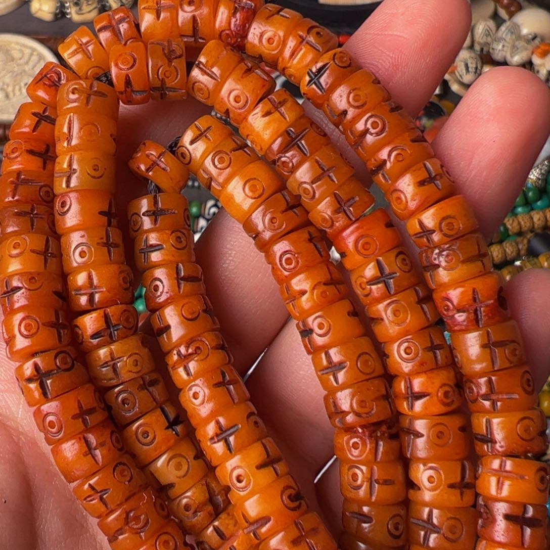 非洲紫檀（红花梨）蒋*