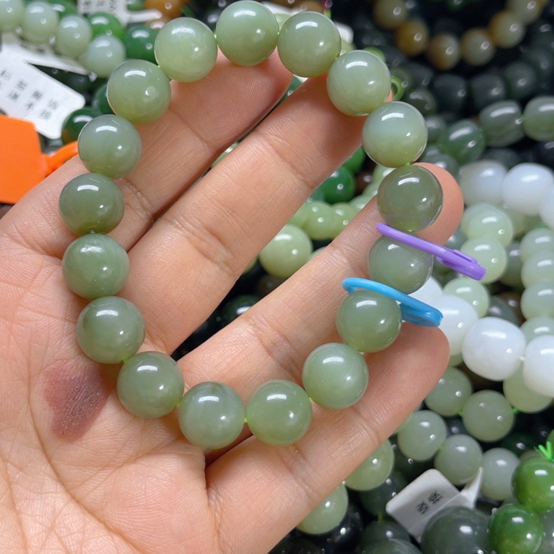 未镶嵌手链和田玉