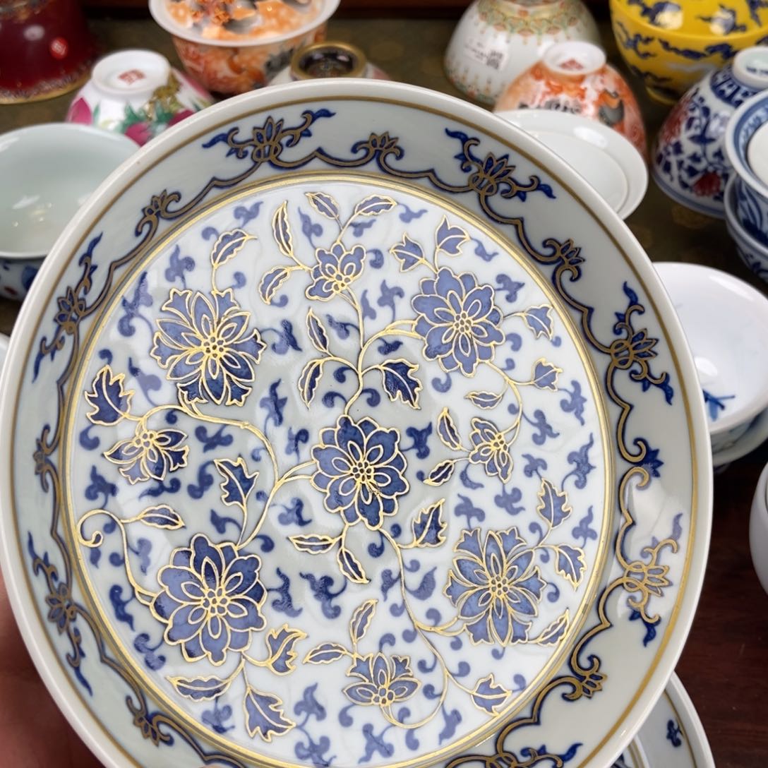 陶瓷艺术家的作品是一