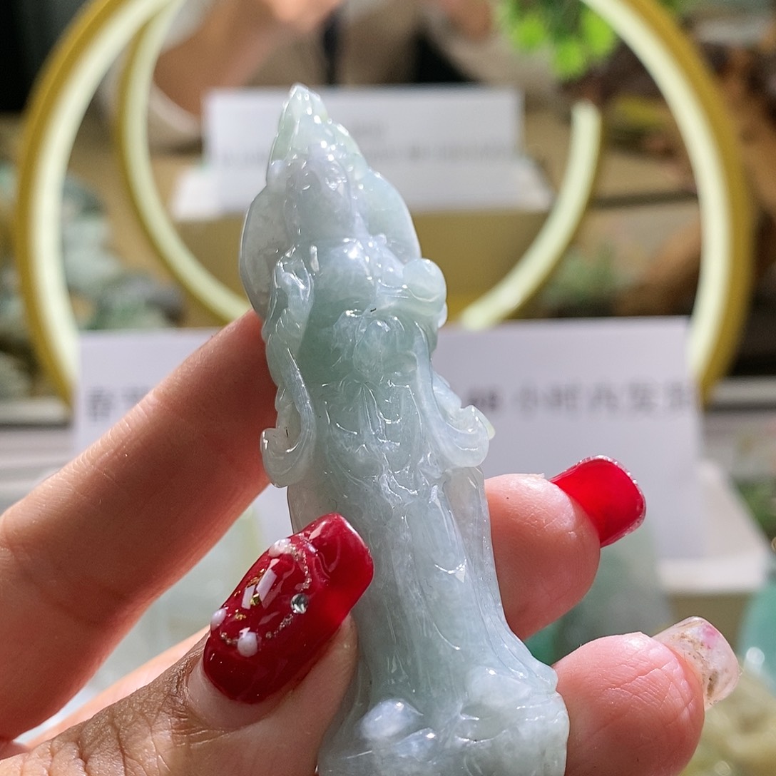 【闪购商品】翡翠颈饰未镶嵌观音