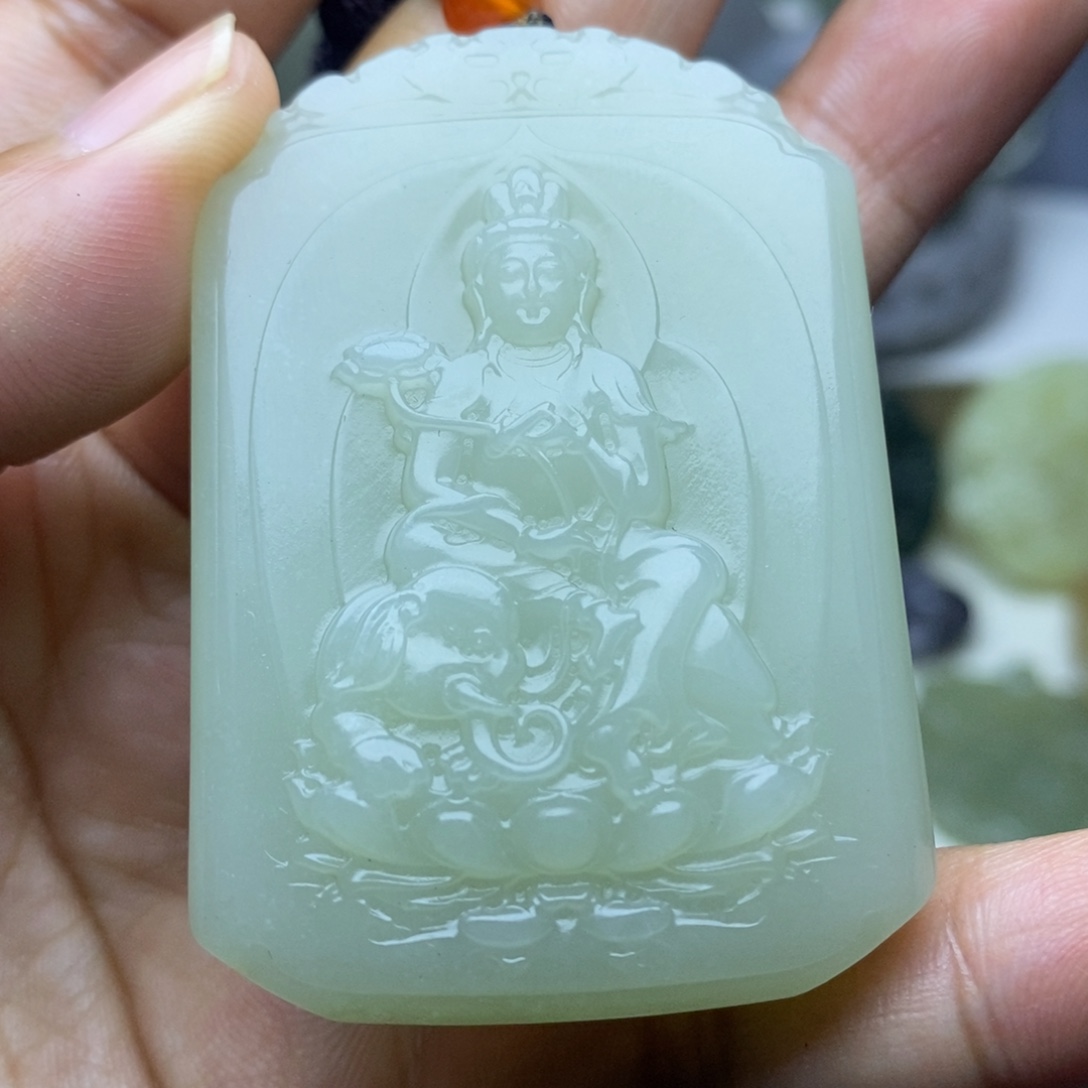 颈饰未镶嵌和田玉