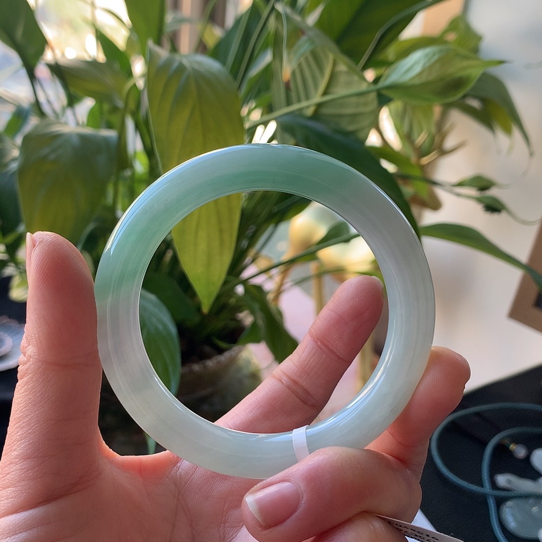 翡翠未镶嵌手镯天然翡翠手镯