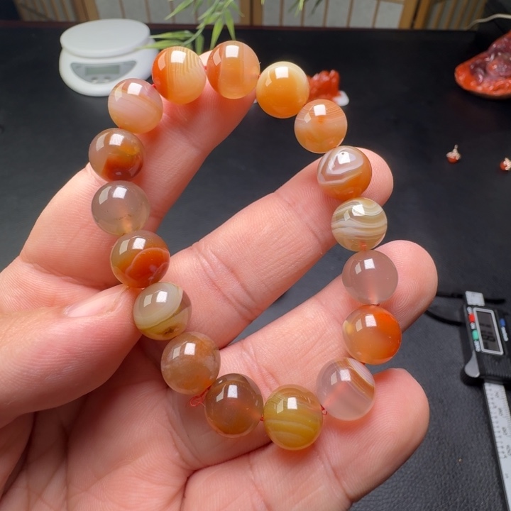 南红玛瑙未镶嵌手链