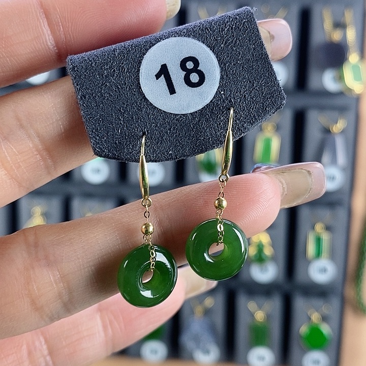 和田玉耳饰18K金镶嵌