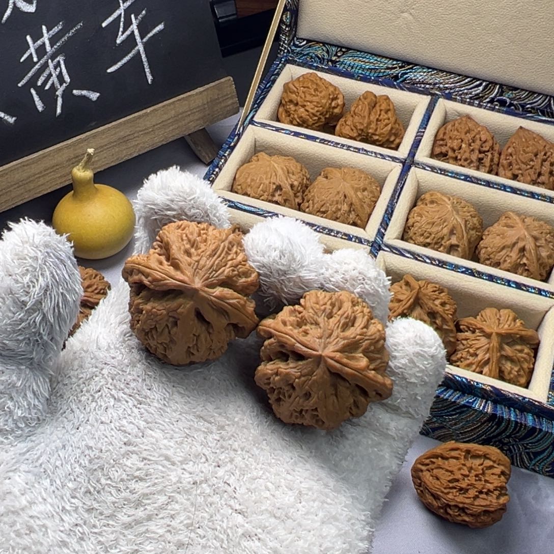 吊坠文玩核桃40全品粗筋